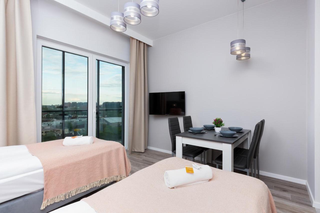 Apartments With Parking Warsaw Business Center By Noclegi Renters Bagian luar foto